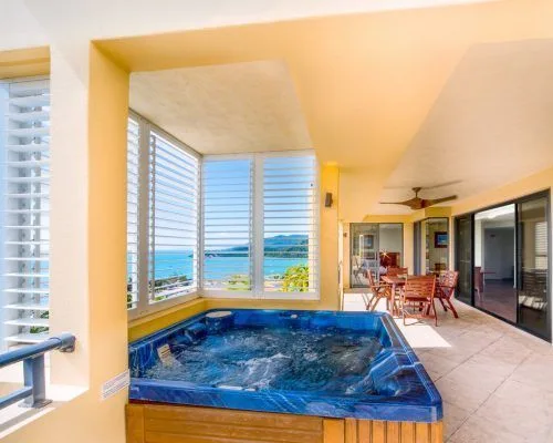 apartment-10-pinnacles-airlie-beach-3