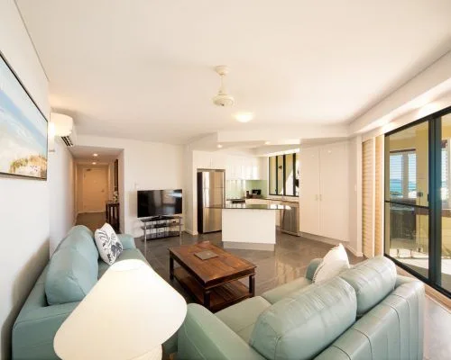 apartment-14-pinnacles-airlie-beach-5
