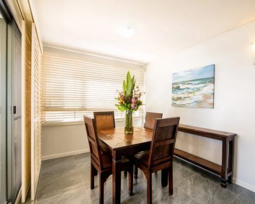 apartment-14-pinnacles-airlie-beach-7