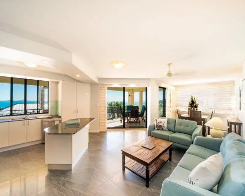 apartment-14-pinnacles-airlie-beach-8