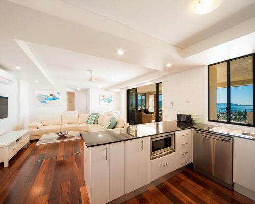 apartment-15-pinnacles-airlie-beach-4