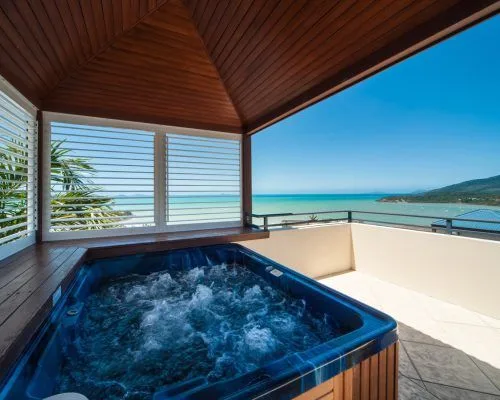 Balcony Jacuzzi