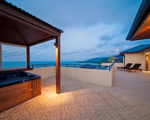 apartment-16-pinnacles-airlie-beach-6