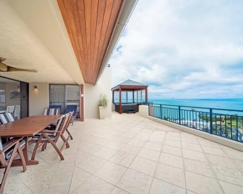 apartment-25-pinnacles-airlie-beach-2
