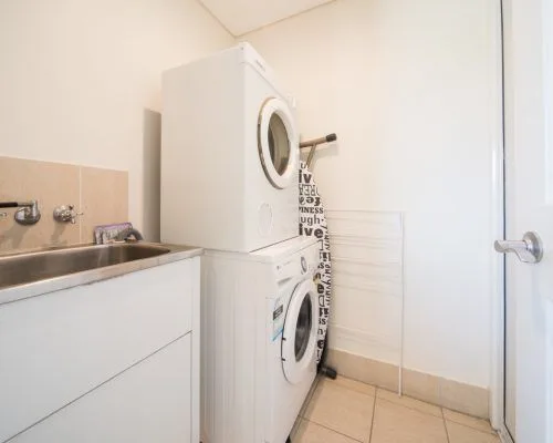 apartment-29-pinnacles-airlie-beach-16