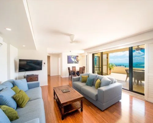 apartment-29-pinnacles-airlie-beach-6