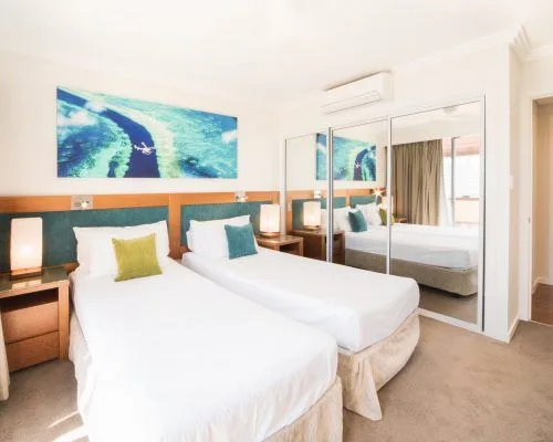 apartment-29-pinnacles-airlie-beach-9