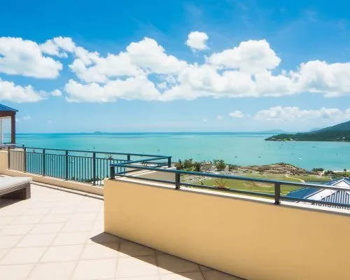 apartment-30-pinnacles-airlie-beach-4