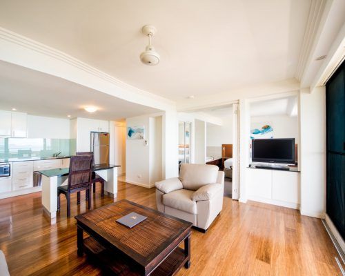 apartment-4-pinnacles-airlie-beach-5
