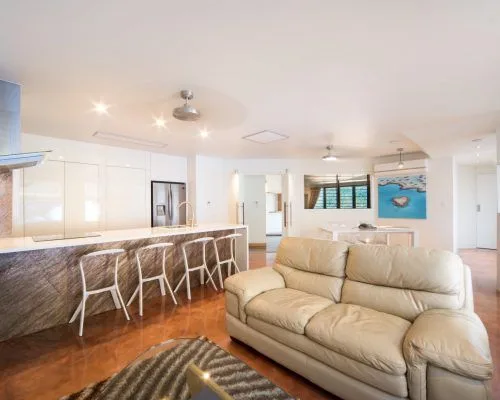 apartment-5-pinnacles-airlie-beach-6
