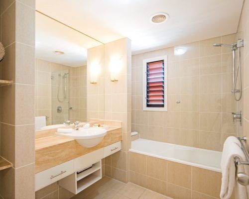 apartment-6-pinnacles-airlie-beach-22