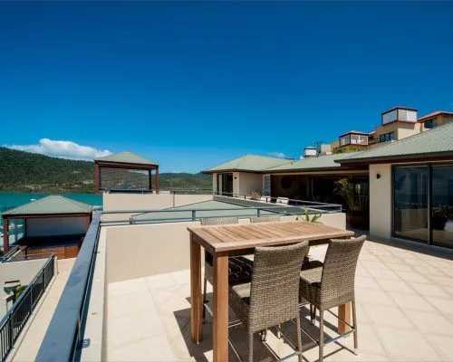 apartment-7-pinnacles-airlie-beach-16
