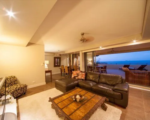 apartment-7-pinnacles-airlie-beach-21