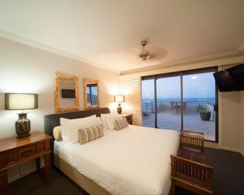 apartment-7-pinnacles-airlie-beach-30