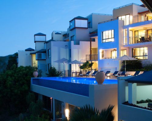 apartment pinnacles airlie beach