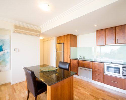 apartment-8-pinnacles-airlie-beach-5
